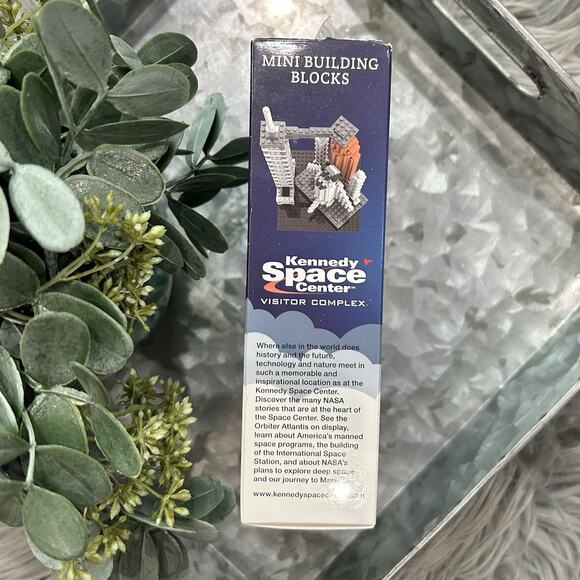 KSC‎ Kennedy Space Center Space Shuttle Mini-Sized Building Blocks (parts**) - Picture 4 of 4